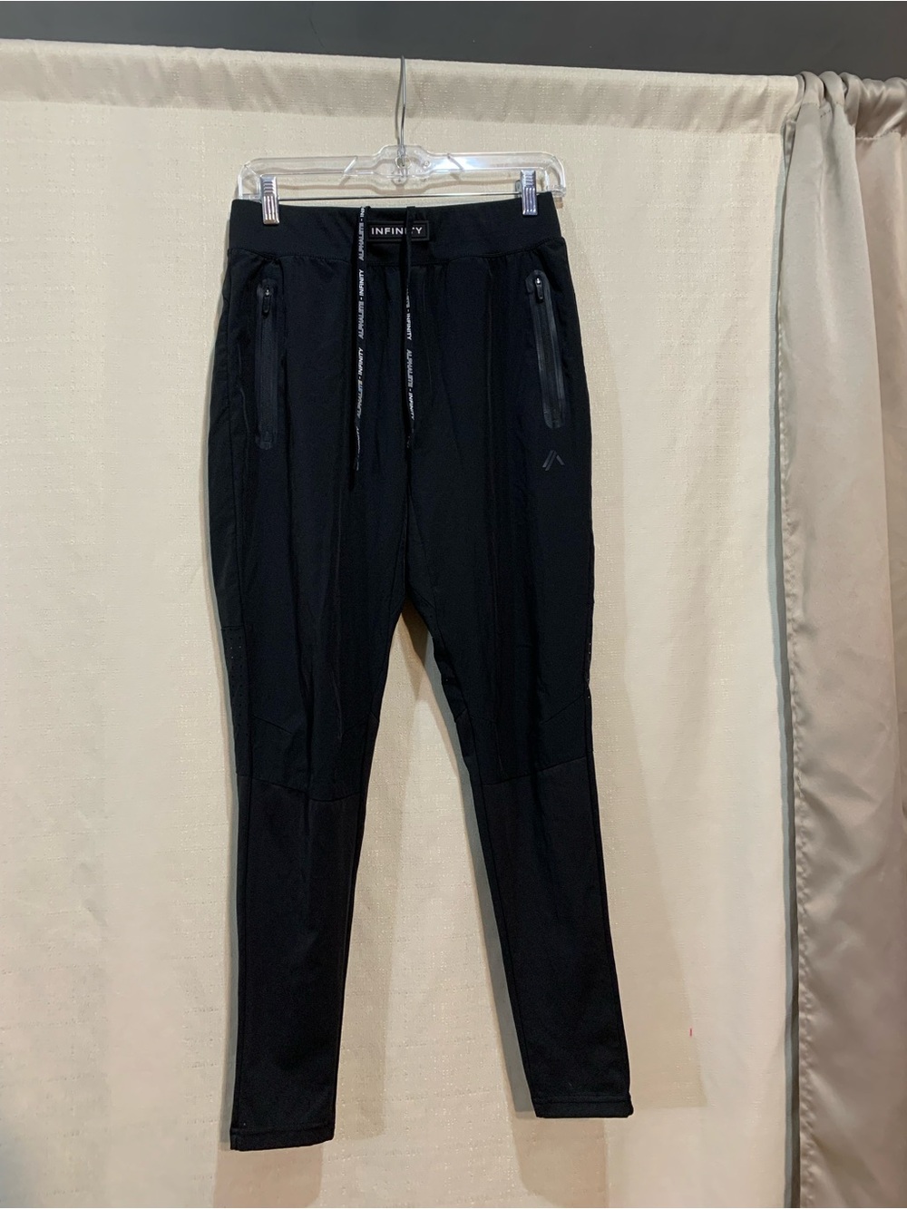 Alphalete Black Men's Performance Joggers with Zippered Pockets a2/73